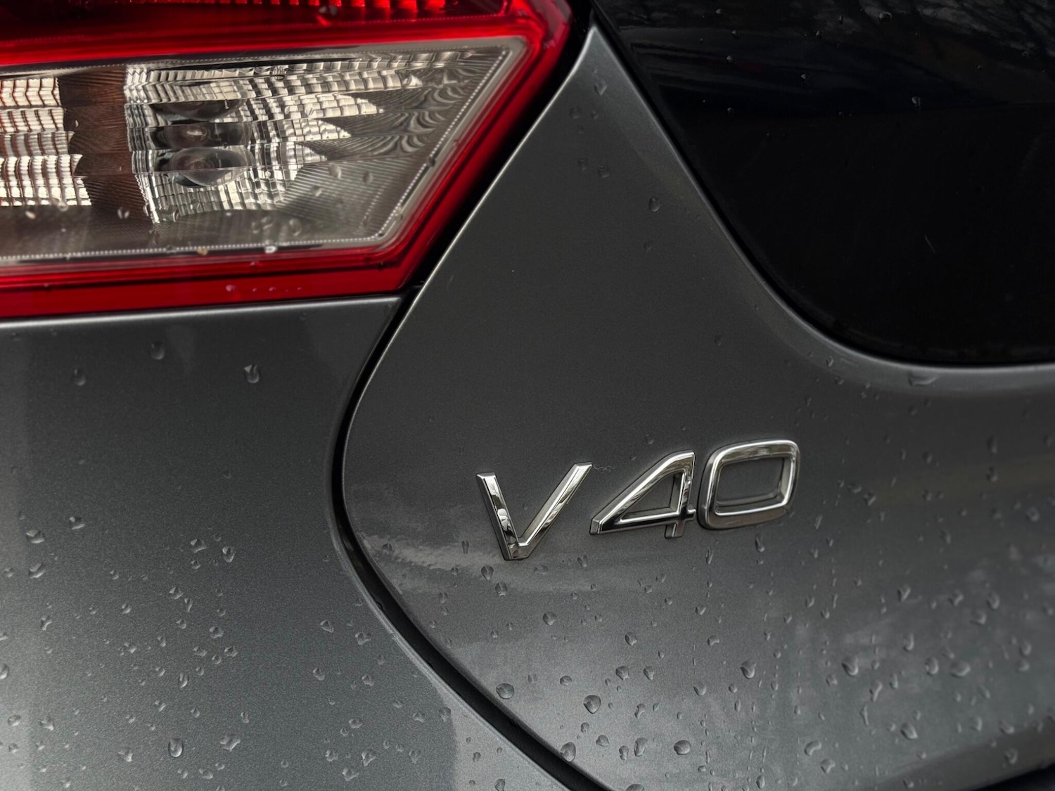 Used Volvo V40 2016 for sale - 76562351: Photo 17