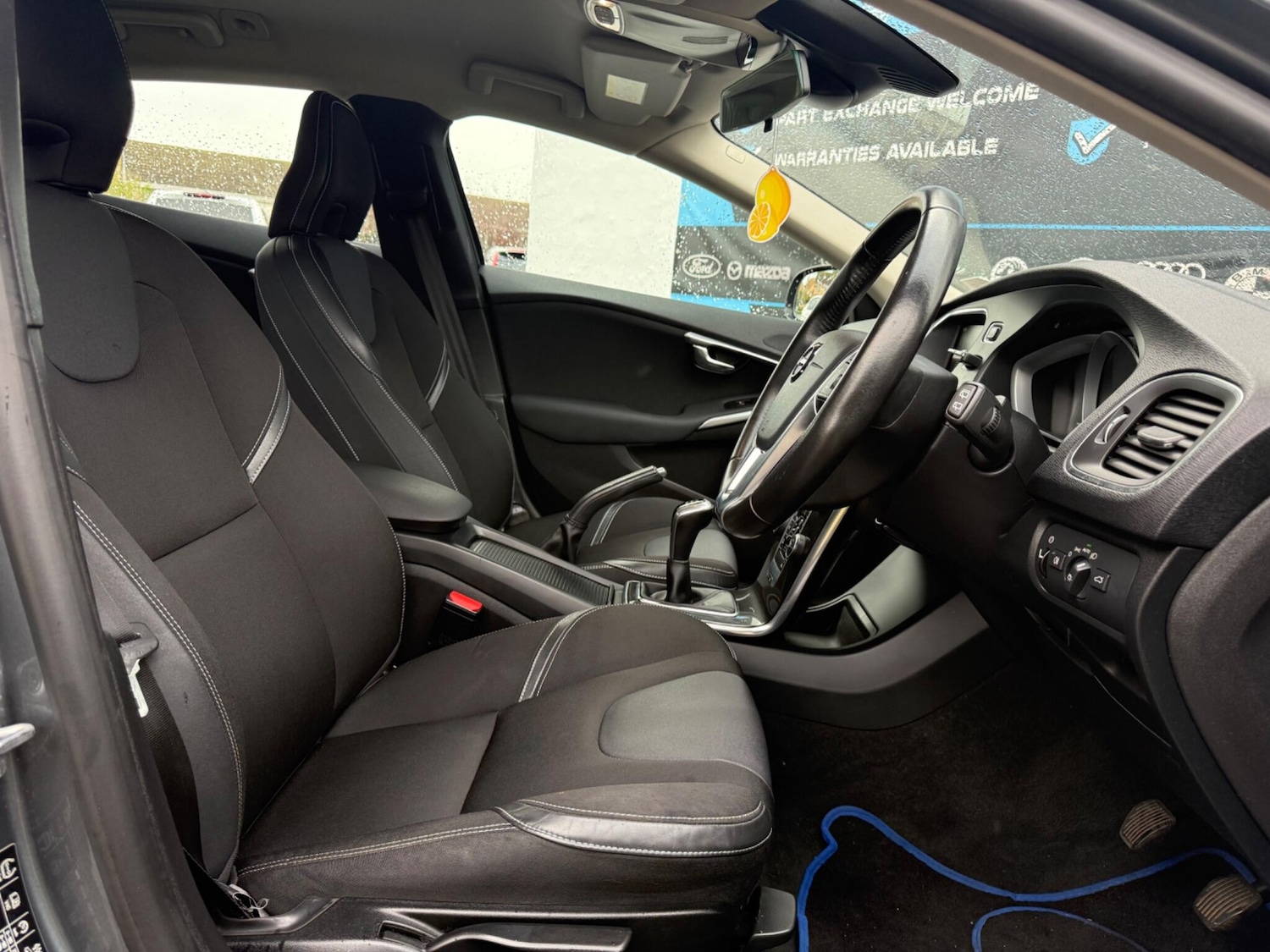 Used Volvo V40 2016 for sale - 76562351: Photo 21