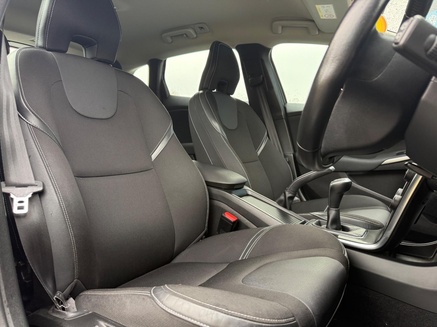 Used Volvo V40 2016 for sale - 76562351: Photo 22