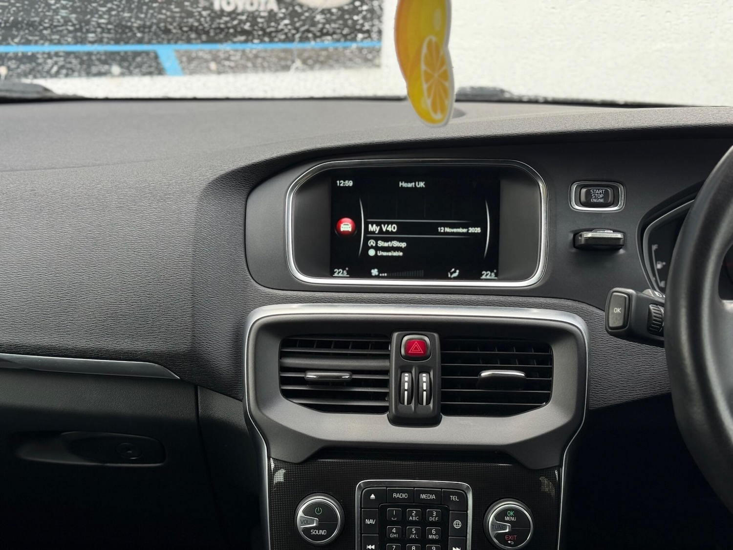 Used Volvo V40 2016 for sale - 76562351: Photo 33