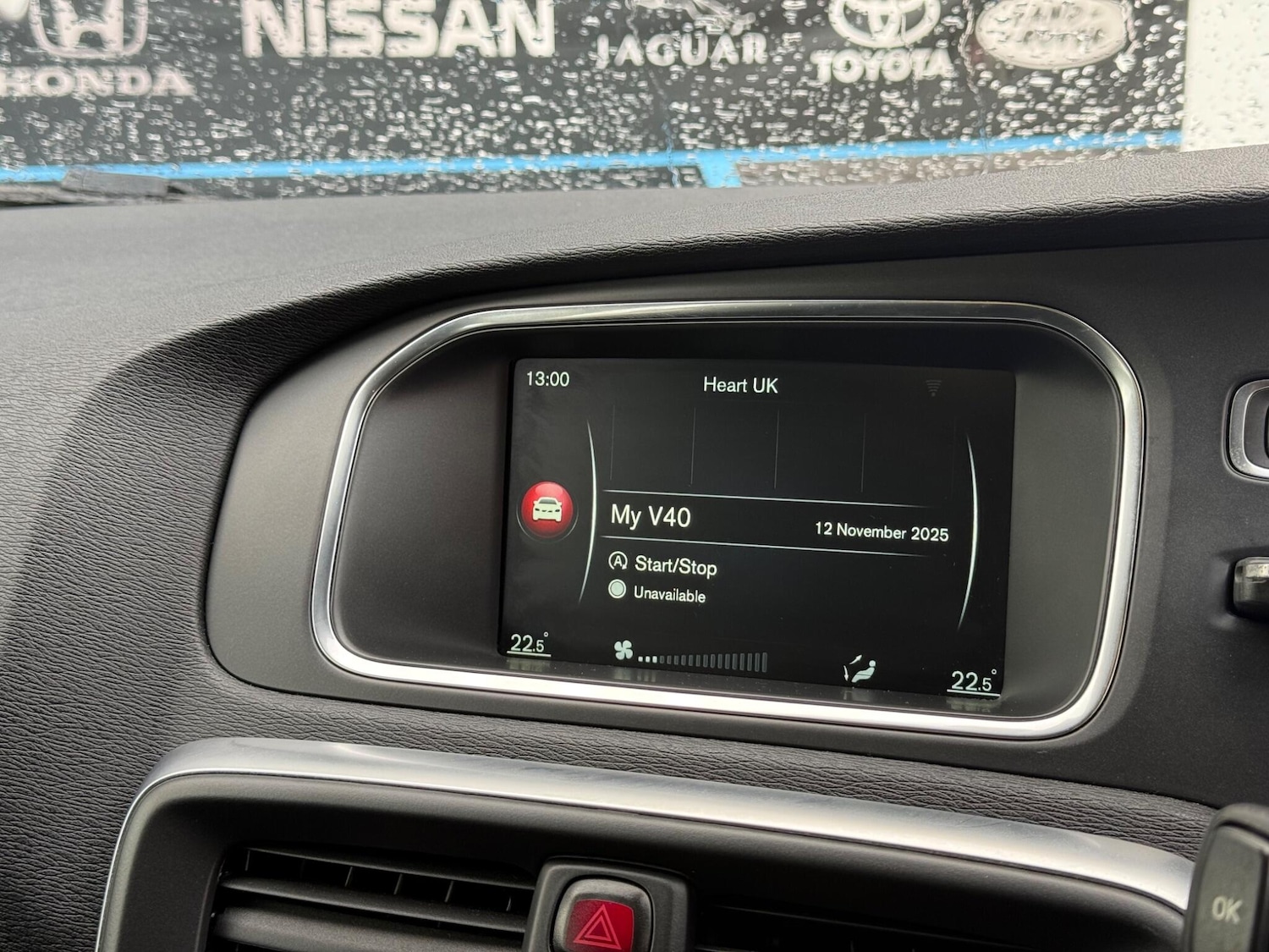 Used Volvo V40 2016 for sale - 76562351: Photo 39