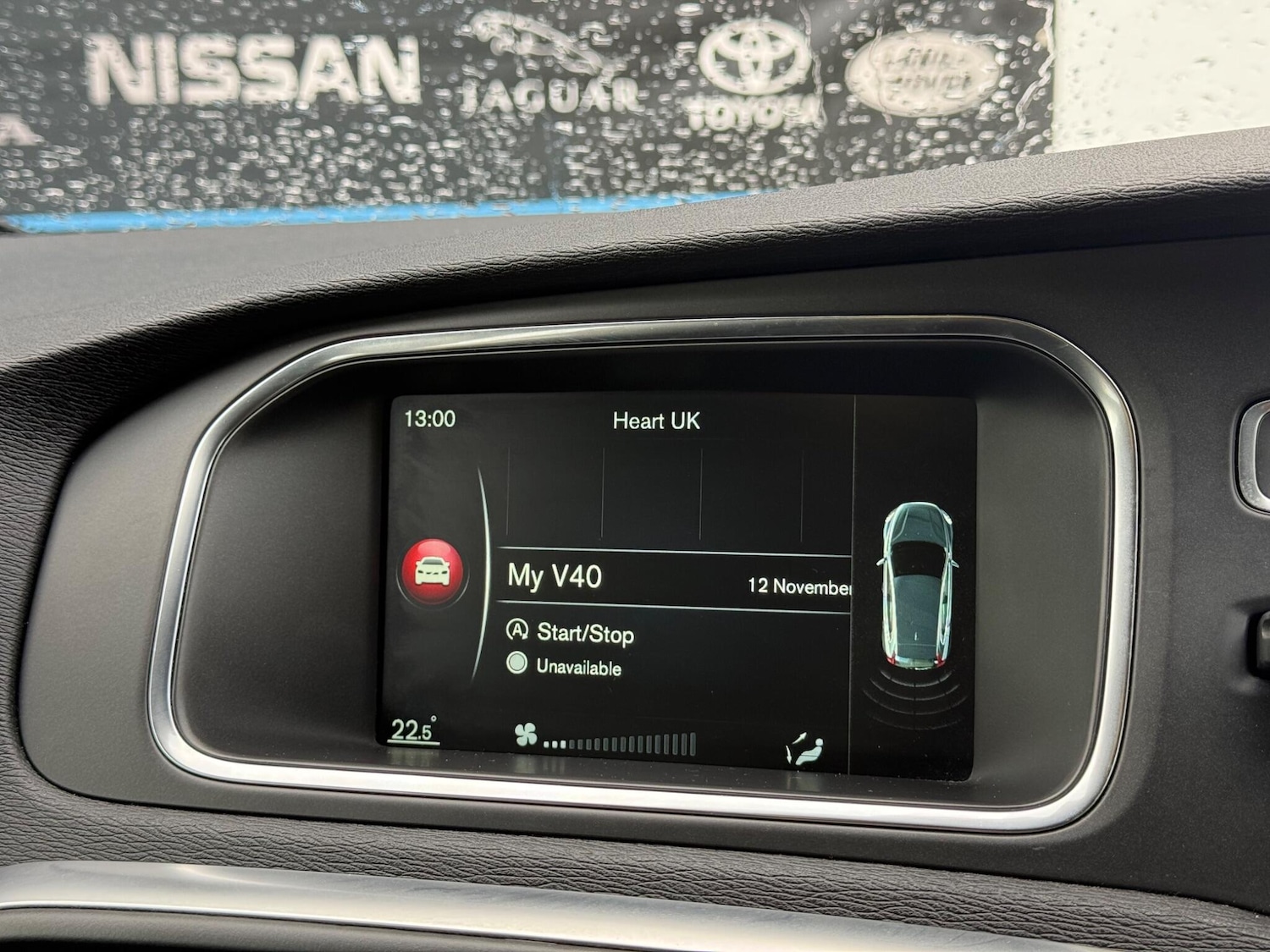 Used Volvo V40 2016 for sale - 76562351: Photo 40