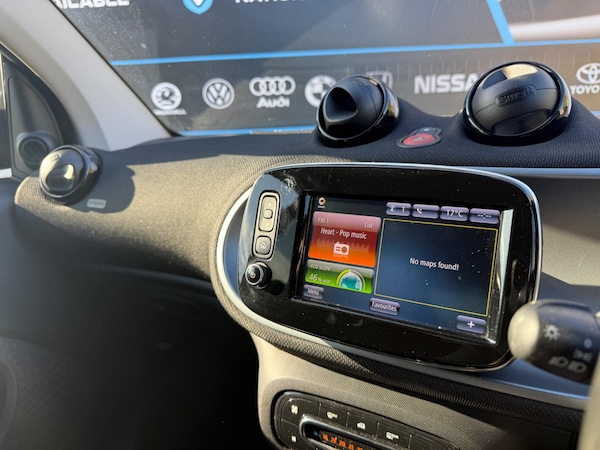 Used smart fortwo 2016 for sale - 76299503: Photo 23