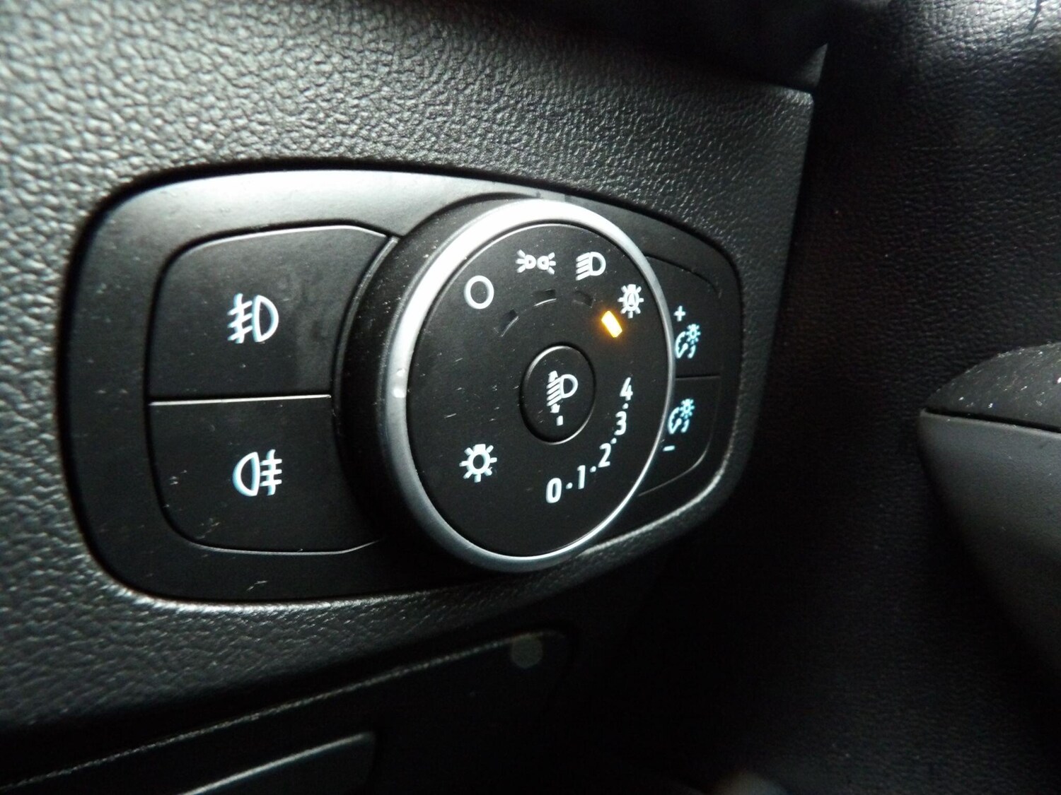 Used Ford Focus 2019 for sale - 77469373: Photo 20