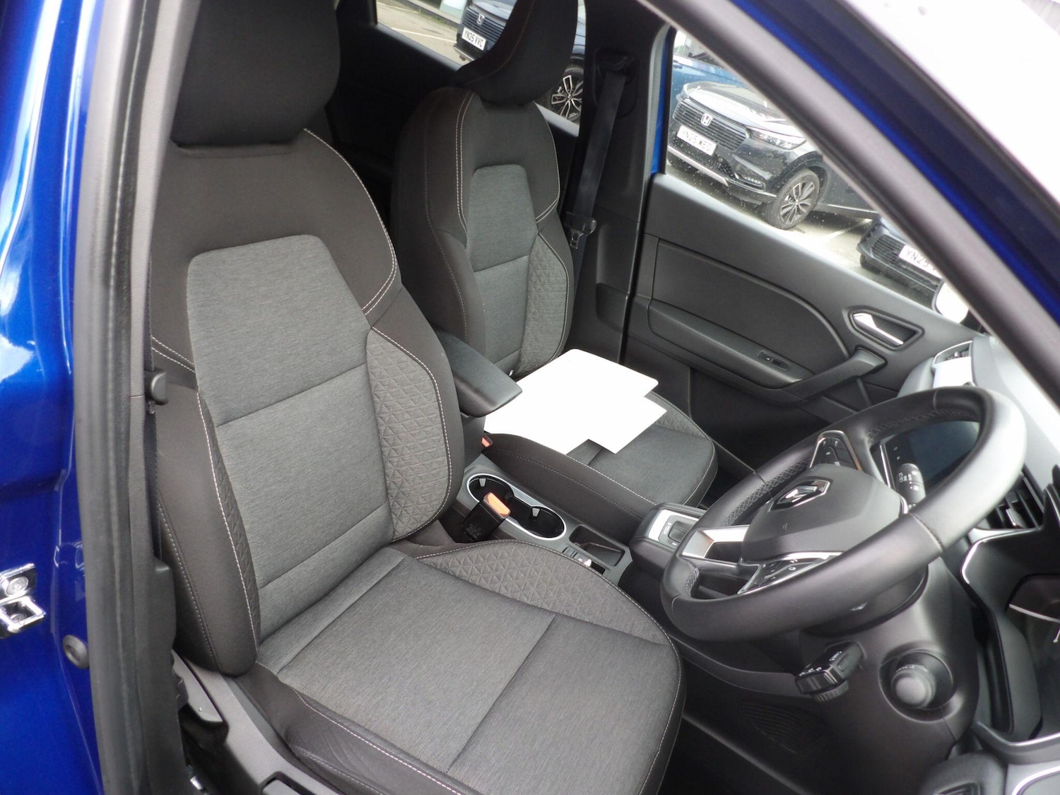 Used Renault Captur 2022 for sale - 77131904: Photo 11