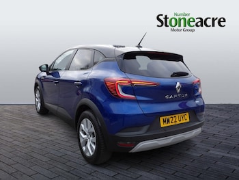 Used Renault Captur 2022 for sale - 77131904: Photo