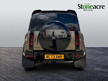 Used Land Rover Defender 90 2023 for sale - 79483708: Photo
