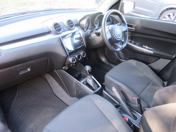 Used Suzuki Swift 2023 for sale - 75198745: Photo 11