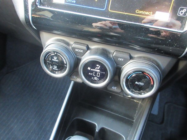 Used Suzuki Swift 2023 for sale - 75198745: Photo 25