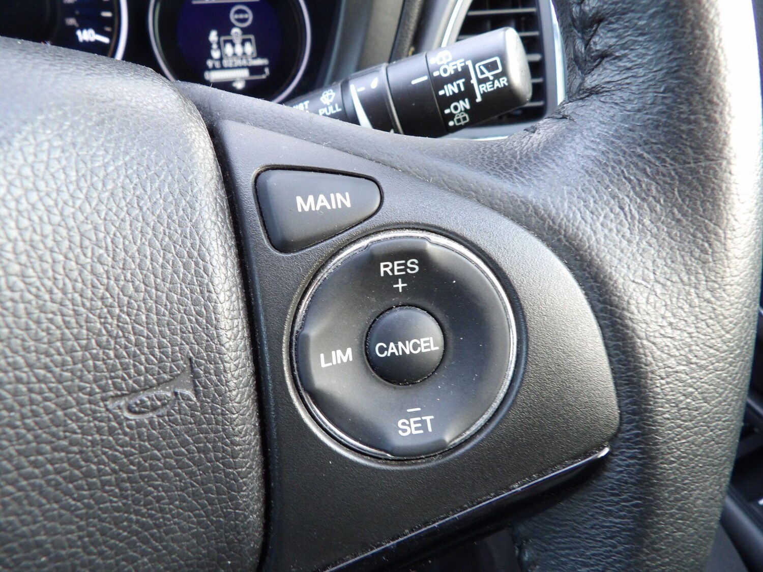 Used Honda HR-V 2015 for sale - 77573777: Photo 24