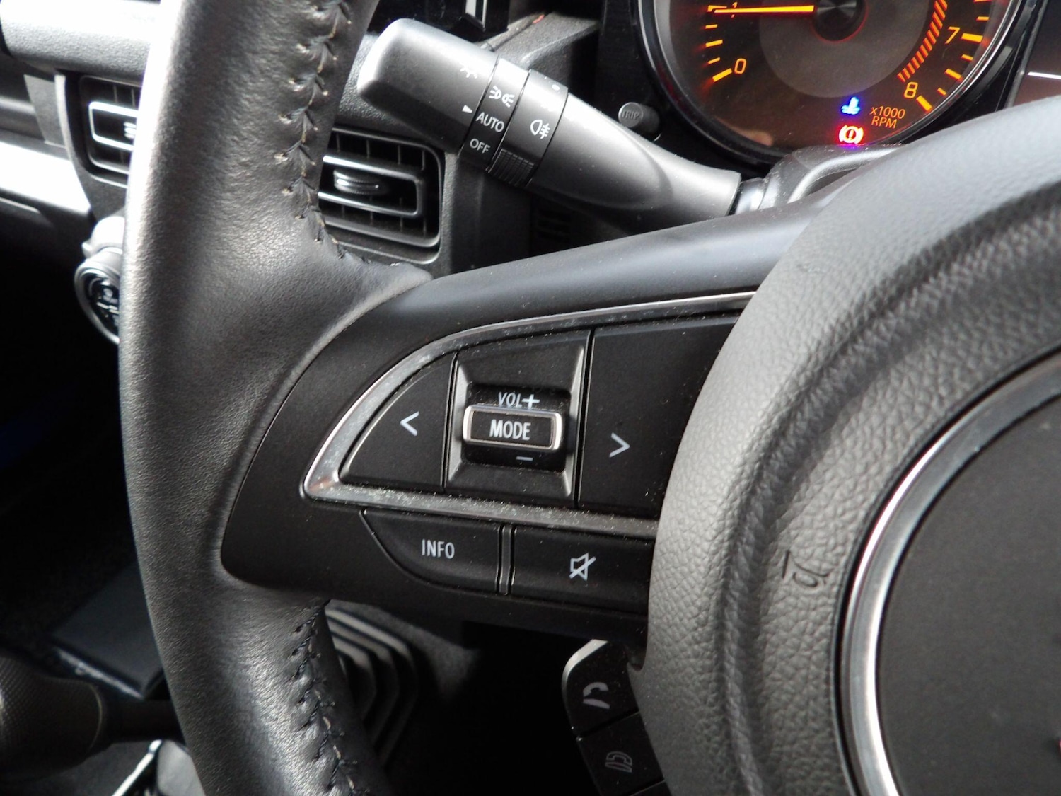 Used Suzuki Jimny 2019 for sale - 76912756: Photo 19