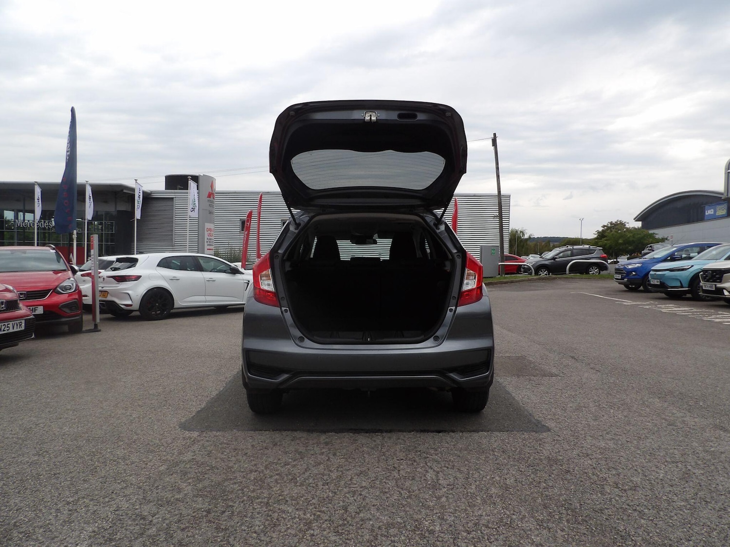 Used Honda Jazz 2019 for sale - 76084028: Photo 9