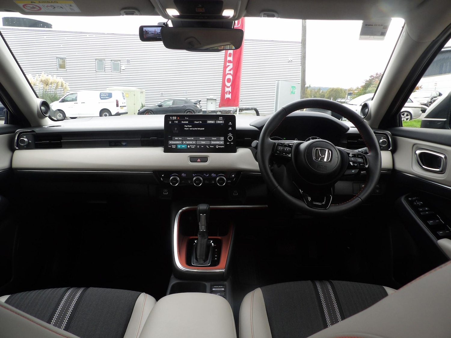 Used Honda HR-V 2024 for sale - 76671312: Photo 16