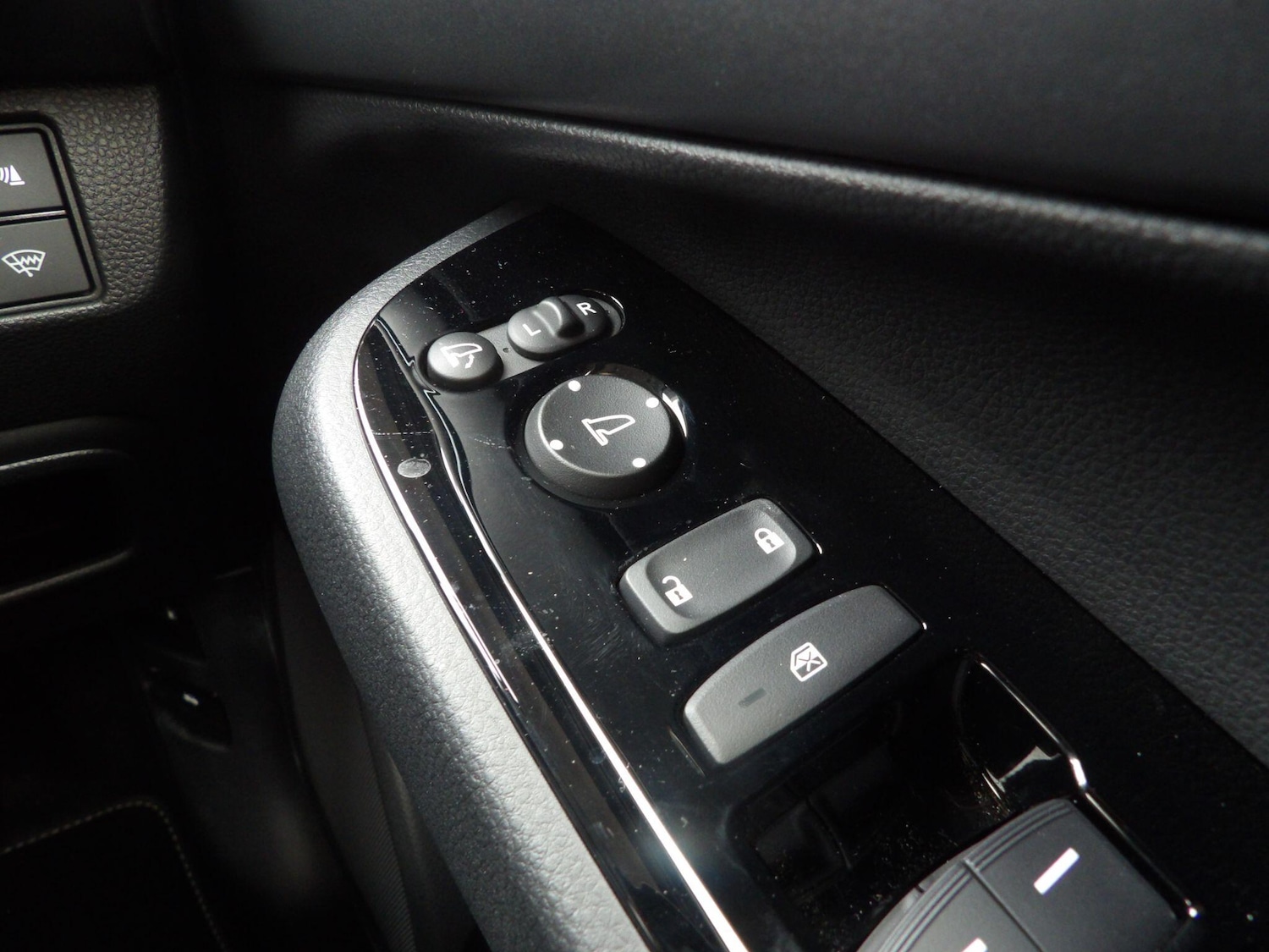 Used Honda HR-V 2024 for sale - 76671312: Photo 19