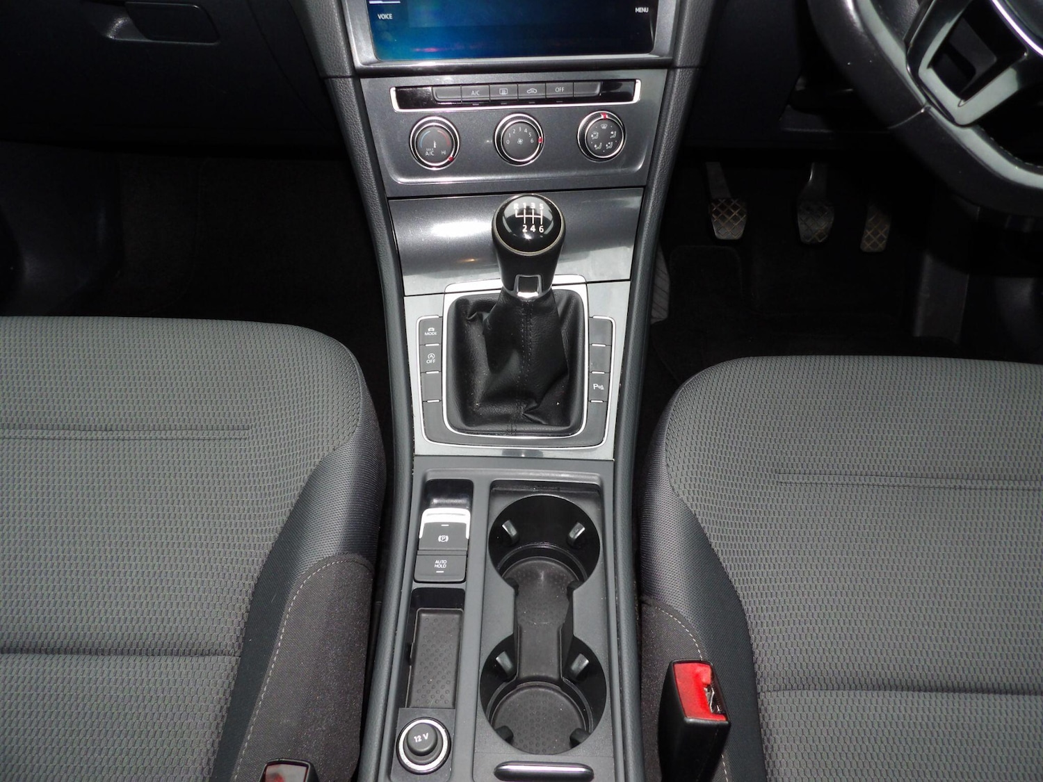 Used Volkswagen Golf 2018 for sale - 77120610: Photo 12