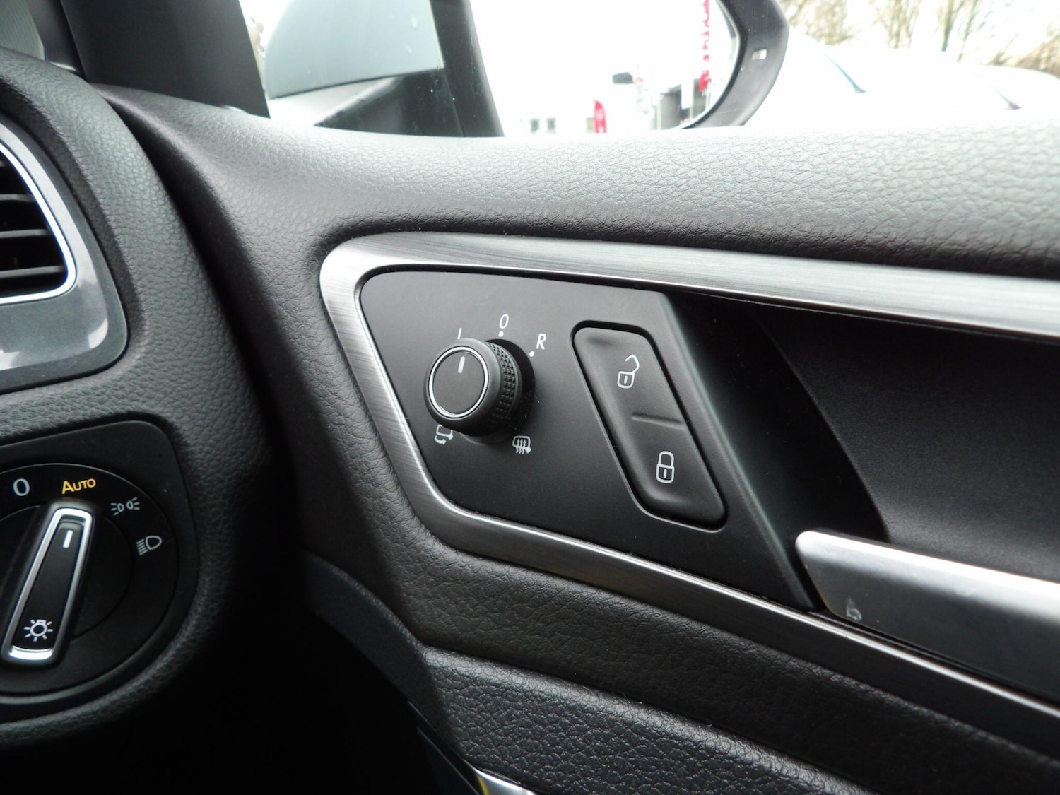 Used Volkswagen Golf 2018 for sale - 77120610: Photo 26