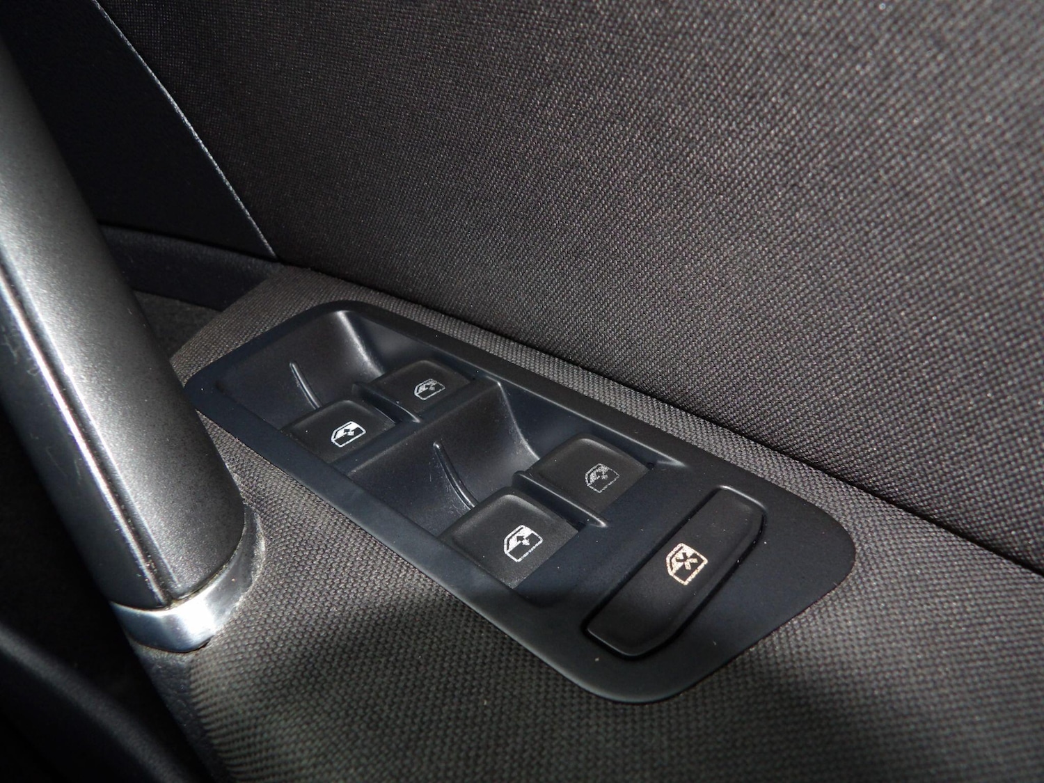 Used Volkswagen Golf 2018 for sale - 77120610: Photo 27