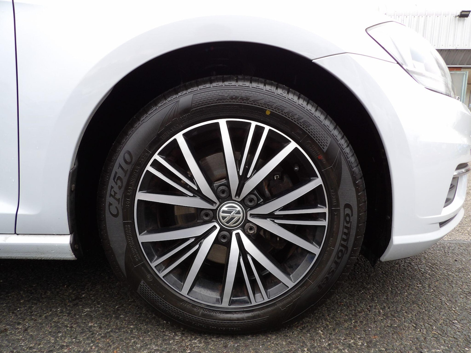 Used Volkswagen Golf 2018 for sale - 77120610: Photo 29