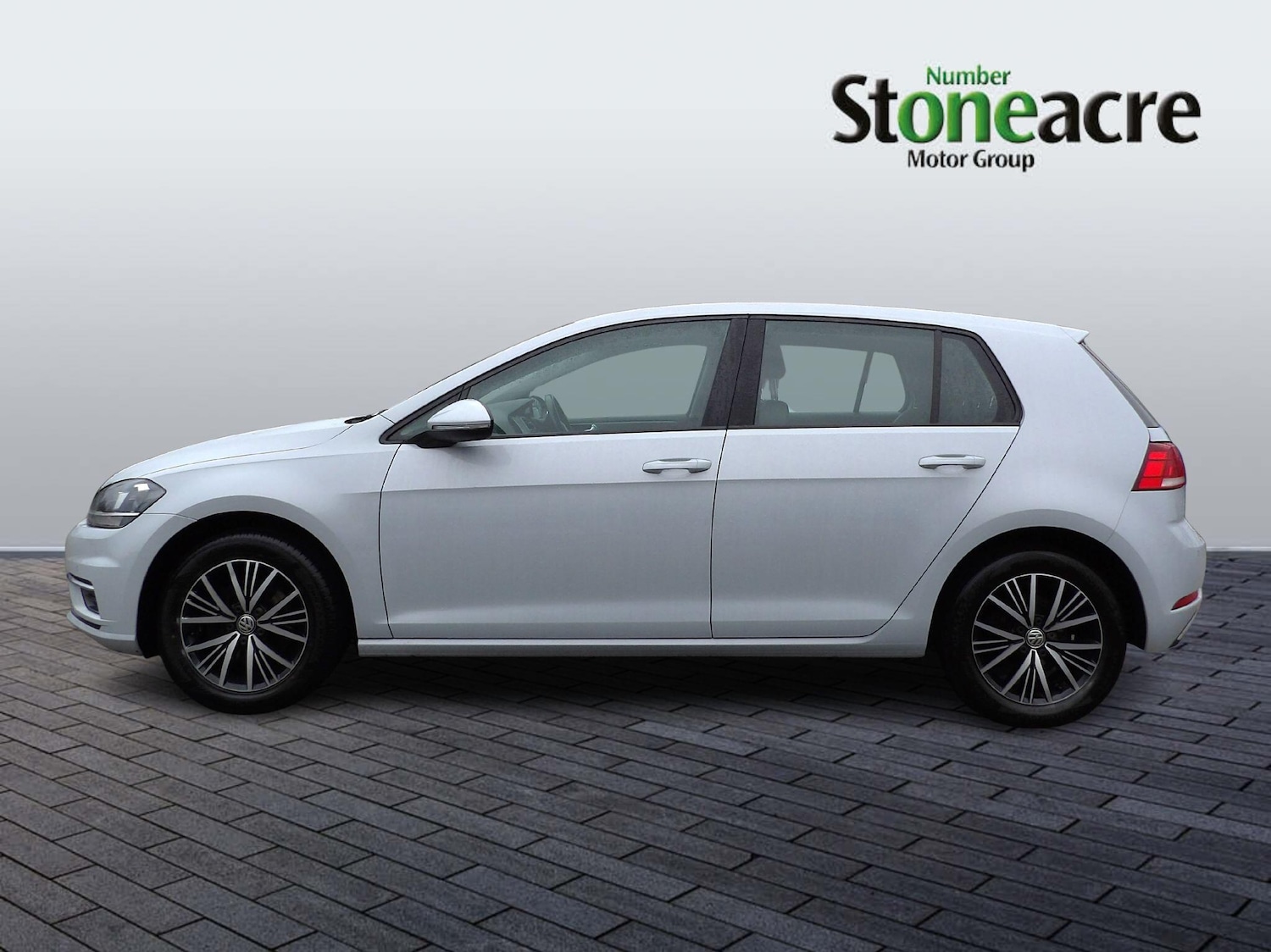 Used Volkswagen Golf 2018 for sale - 77120610: Photo 5