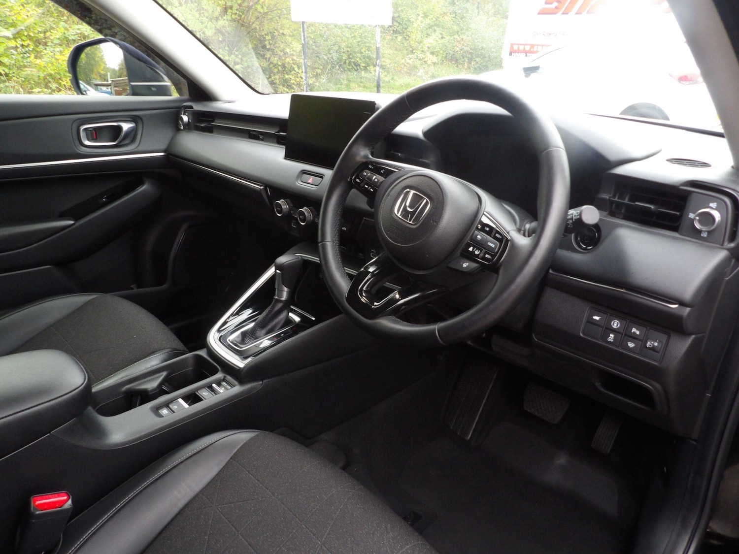 Used Honda HR-V 2023 for sale - 76918577: Photo 14