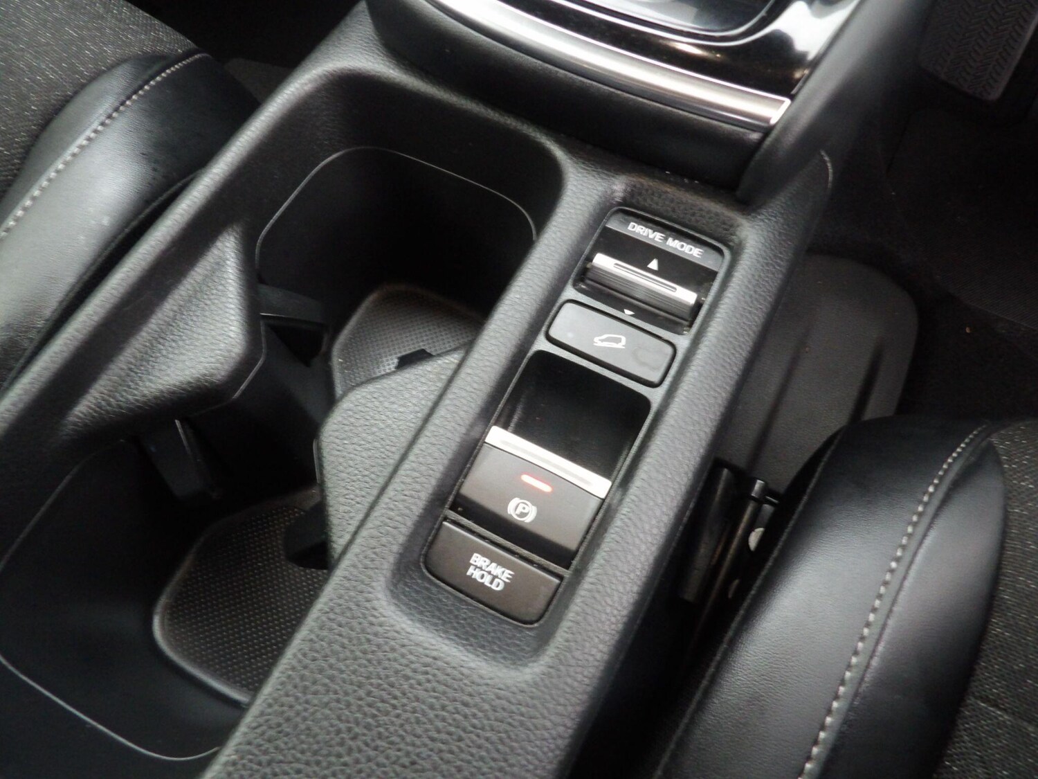 Used Honda HR-V 2023 for sale - 76918577: Photo 32