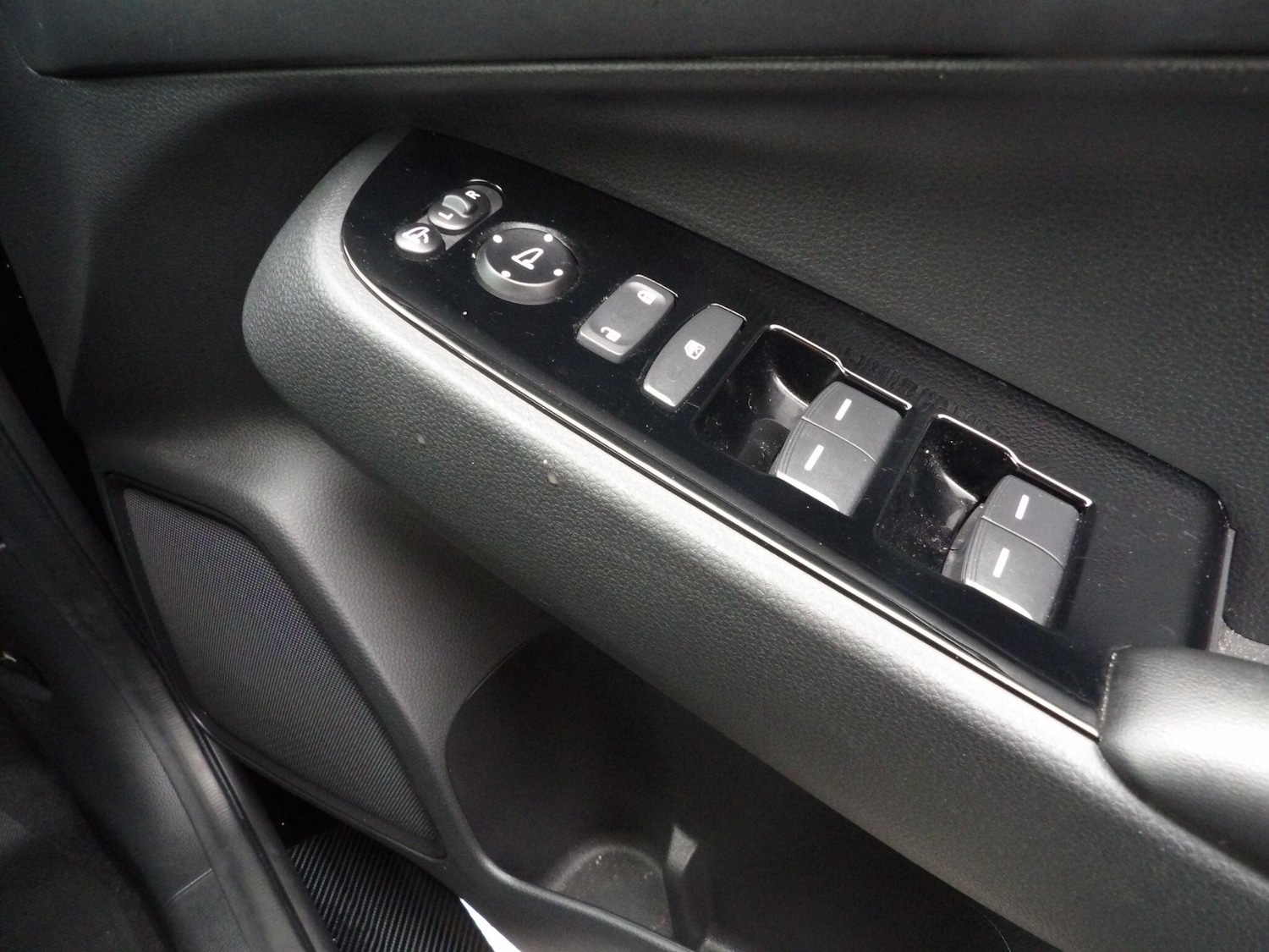 Used Honda HR-V 2023 for sale - 76918577: Photo 33