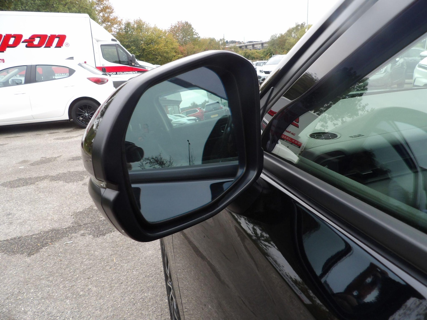 Used Honda HR-V 2023 for sale - 76918577: Photo 38