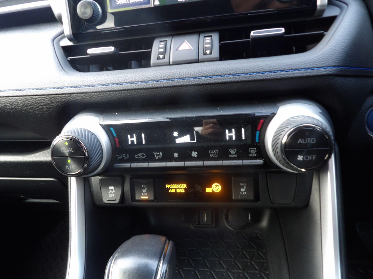 Used Toyota RAV4 2022 for sale - 76306656: Photo 29