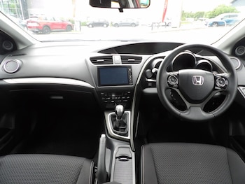 Used Honda Civic 2015 for sale - 79192196: Photo