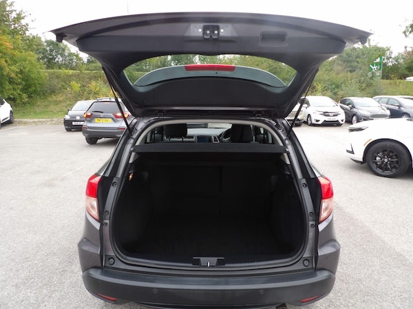Used Honda HR-V 2015 for sale - 76152889: Photo 15