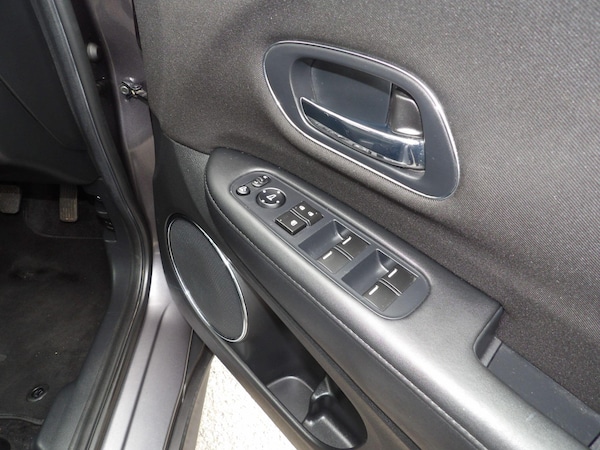 Used Honda HR-V 2015 for sale - 76152889: Photo 39