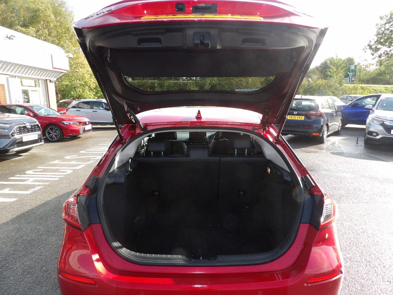 Used Honda Civic 2024 for sale - 76585074: Photo 11