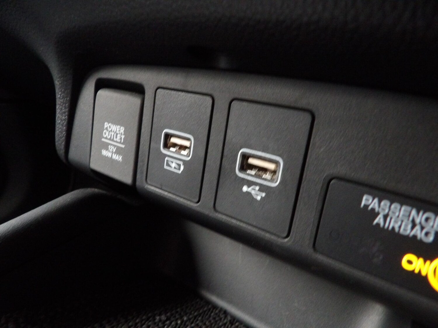 Used Honda Jazz 2023 for sale - 77411942: Photo 29