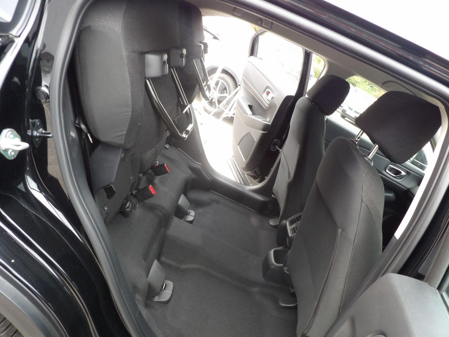 Used Honda HR-V 2023 for sale - 76714123: Photo 19