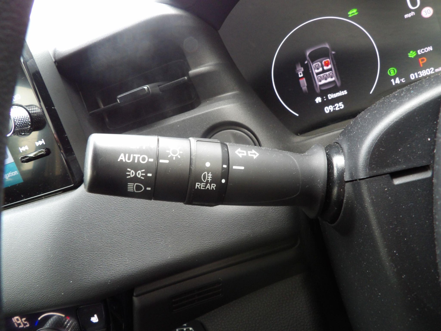 Used Honda HR-V 2023 for sale - 76714123: Photo 27