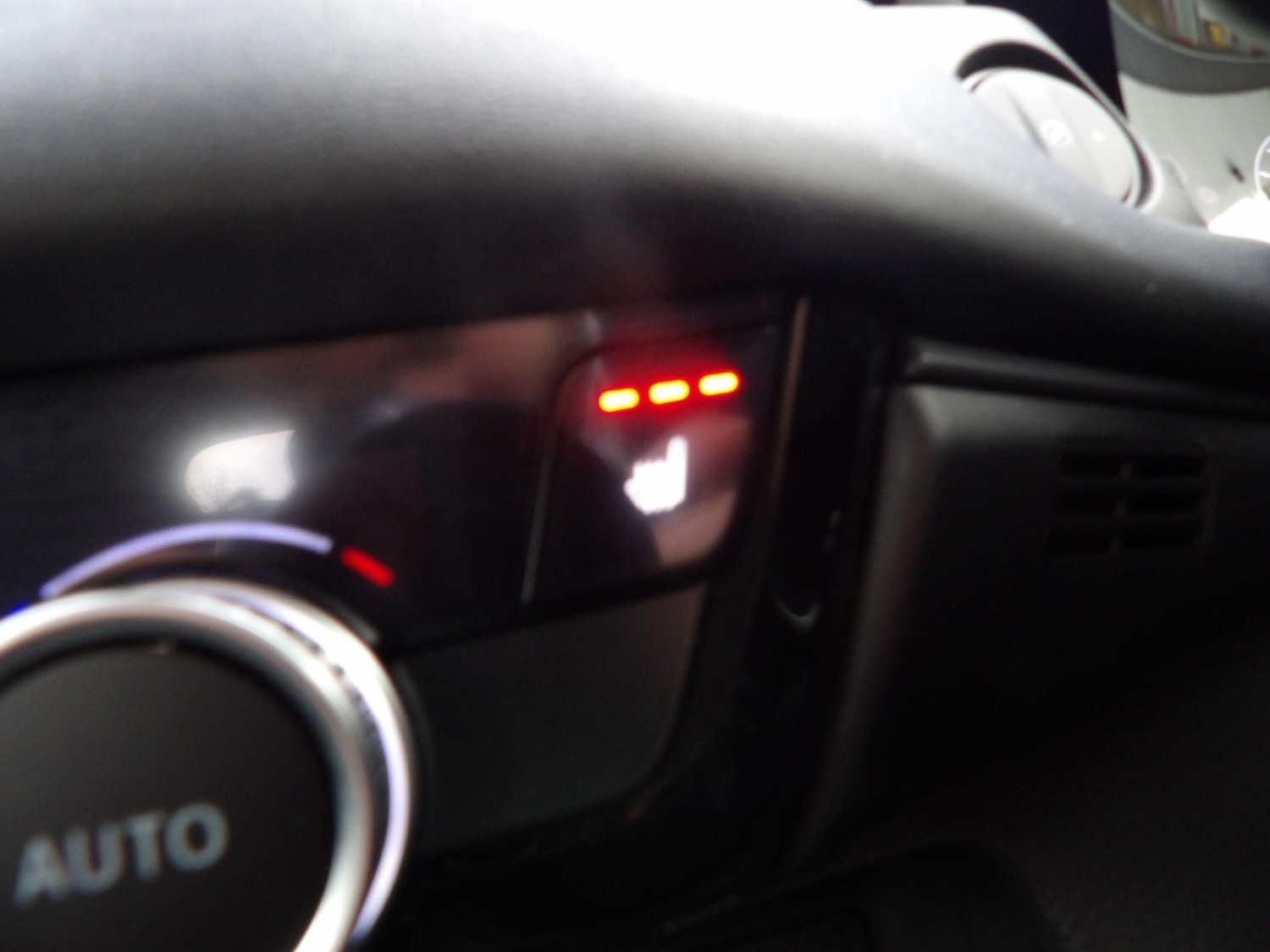 Used Honda HR-V 2023 for sale - 76714123: Photo 32