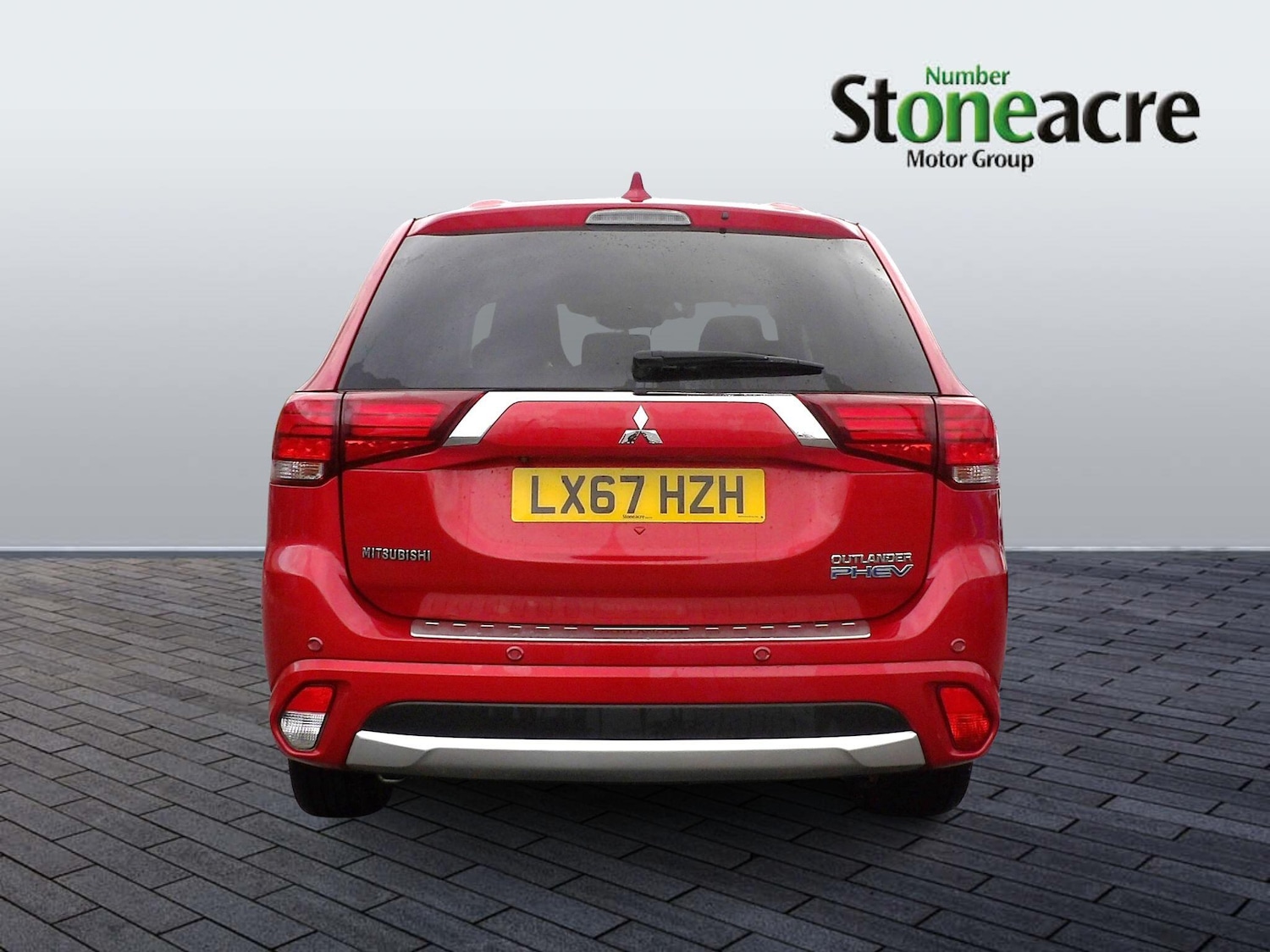 Used Mitsubishi Outlander 2017 for sale - 77238268: Photo 4