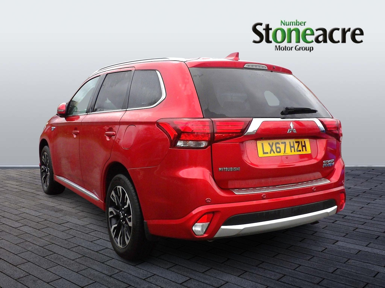 Used Mitsubishi Outlander 2017 for sale - 77238268: Photo 5