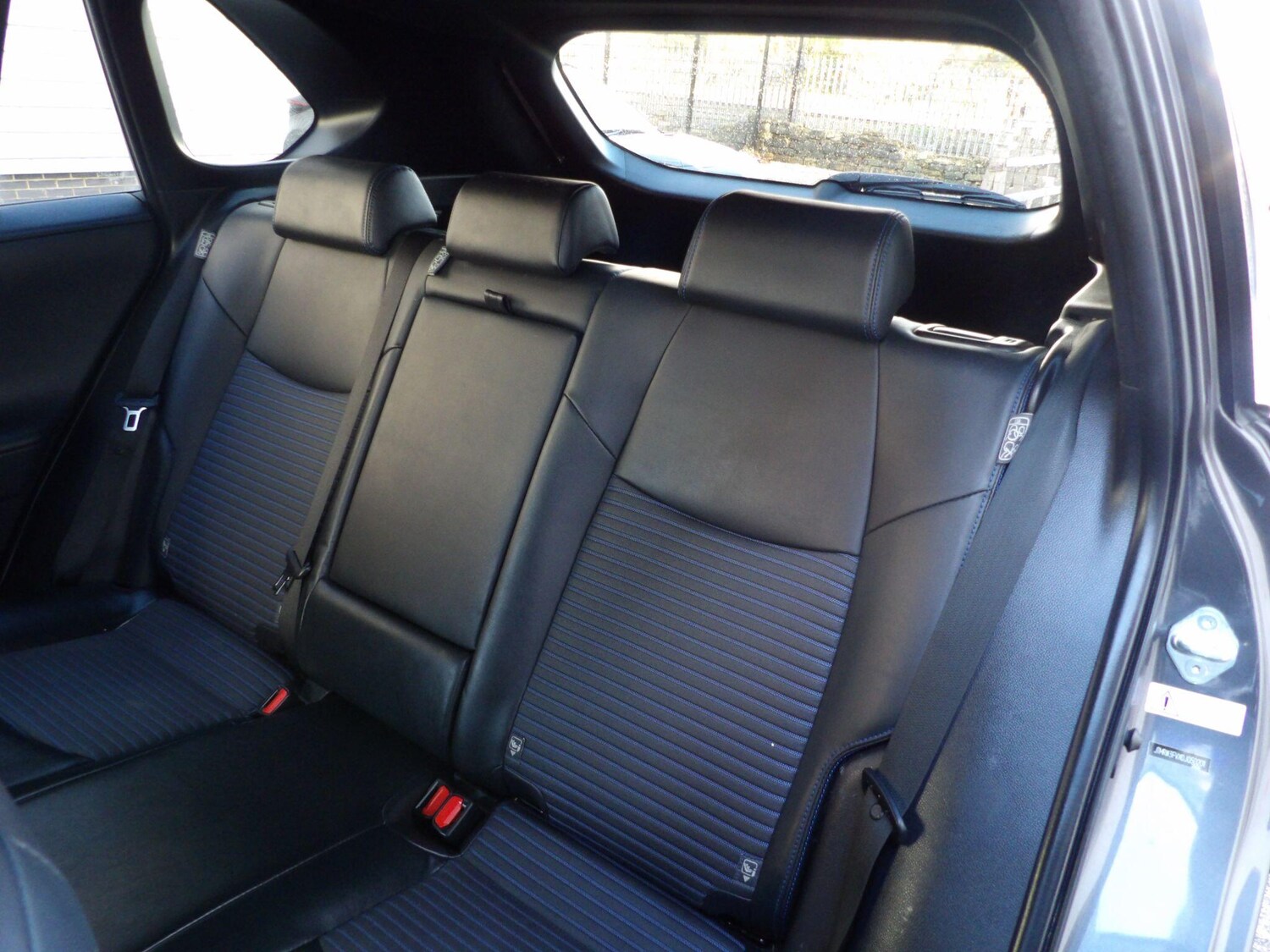 Used Toyota RAV4 2020 for sale - 76913964: Photo 15