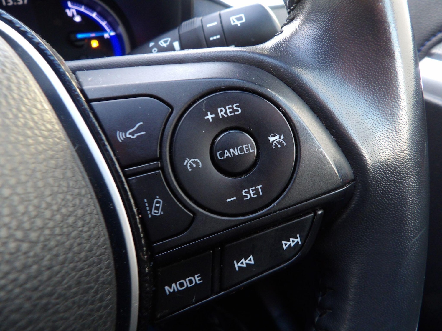 Used Toyota RAV4 2020 for sale - 76913964: Photo 23