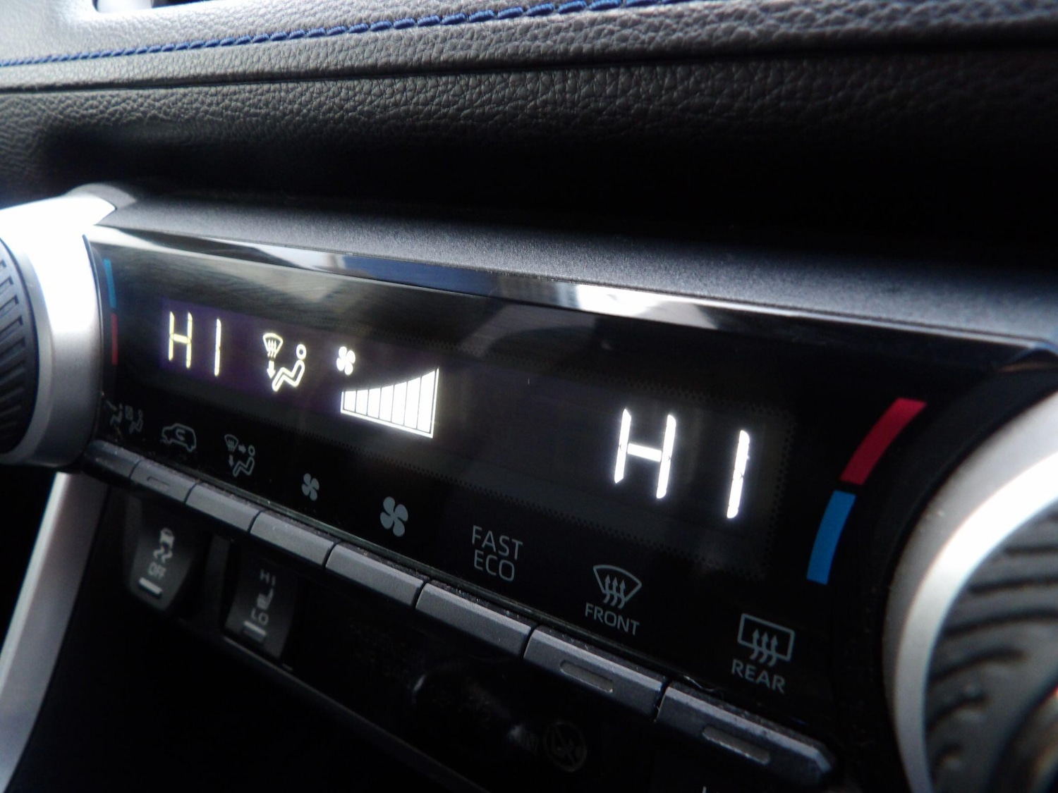 Used Toyota RAV4 2020 for sale - 76913964: Photo 42