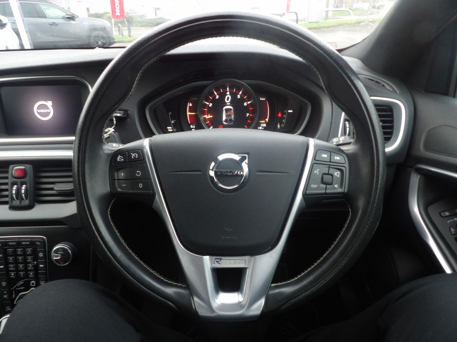 Used Volvo V40 2019 for sale - 77029628: Photo 17