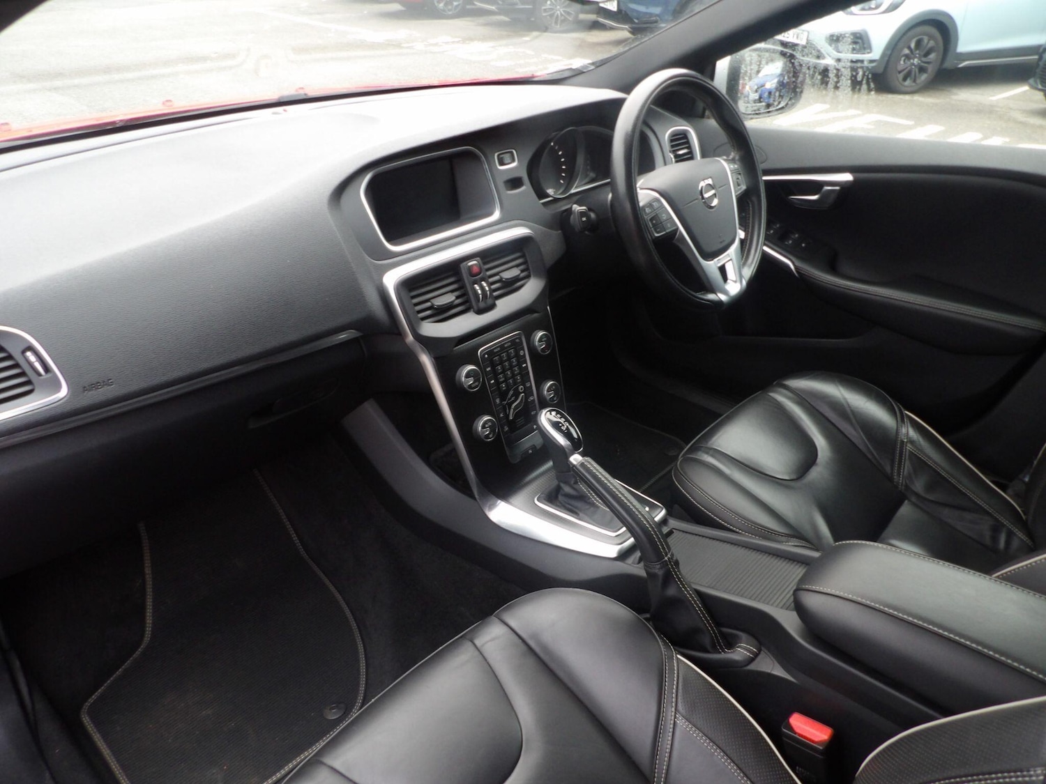 Used Volvo V40 2019 for sale - 77029628: Photo 27