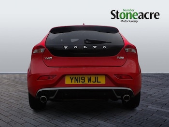 Used Volvo V40 2019 for sale - 77029628: Photo