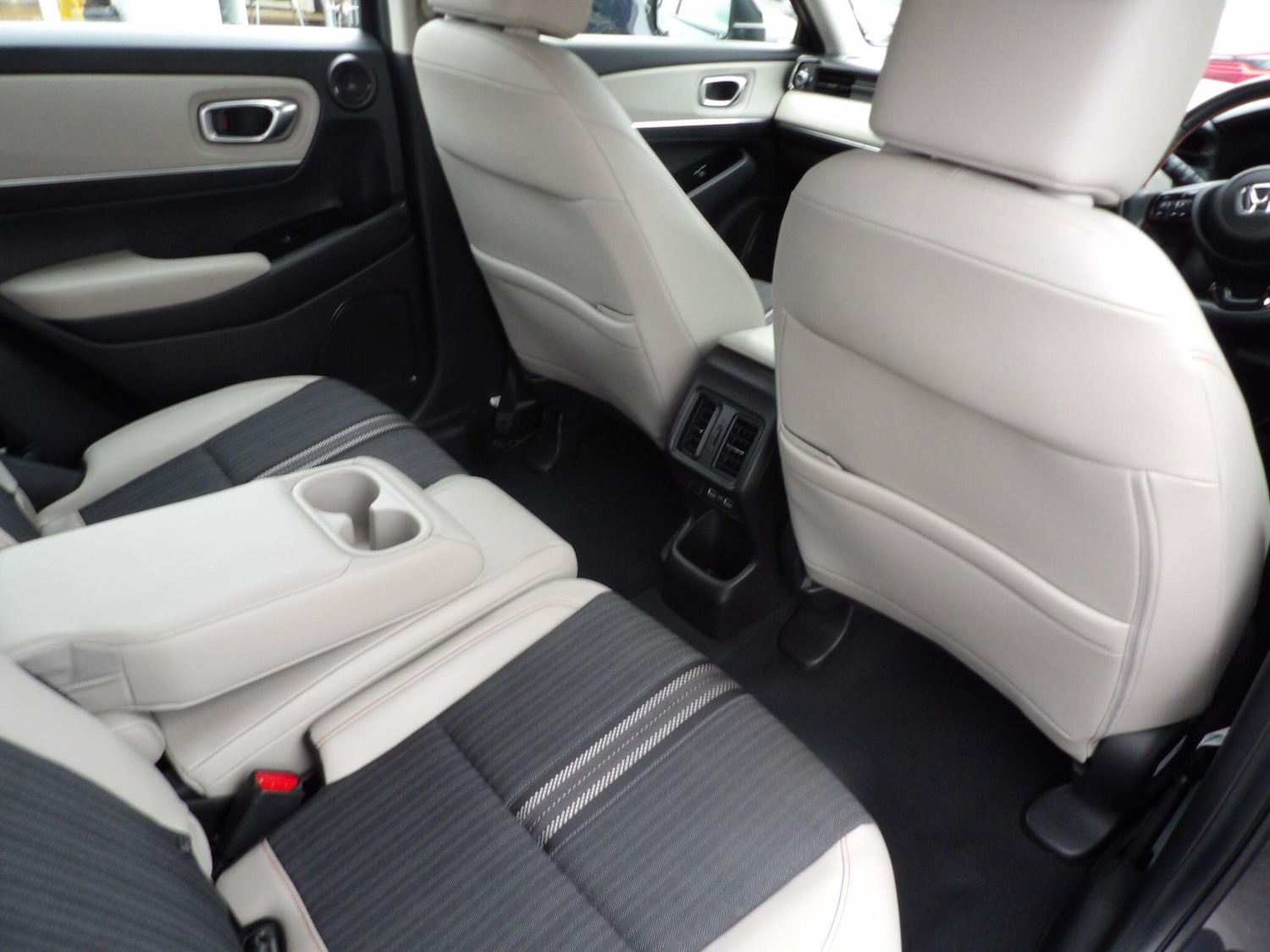 Used Honda HR-V 2023 for sale - 76327151: Photo 38