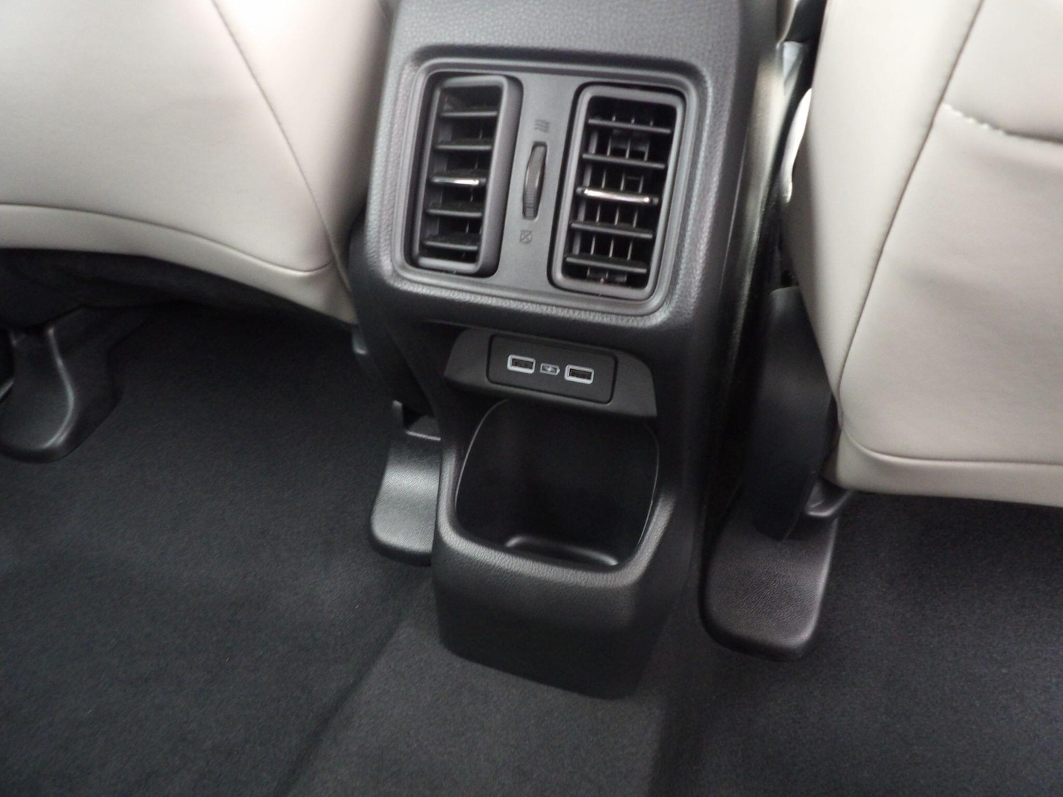 Used Honda HR-V 2023 for sale - 76327151: Photo 40