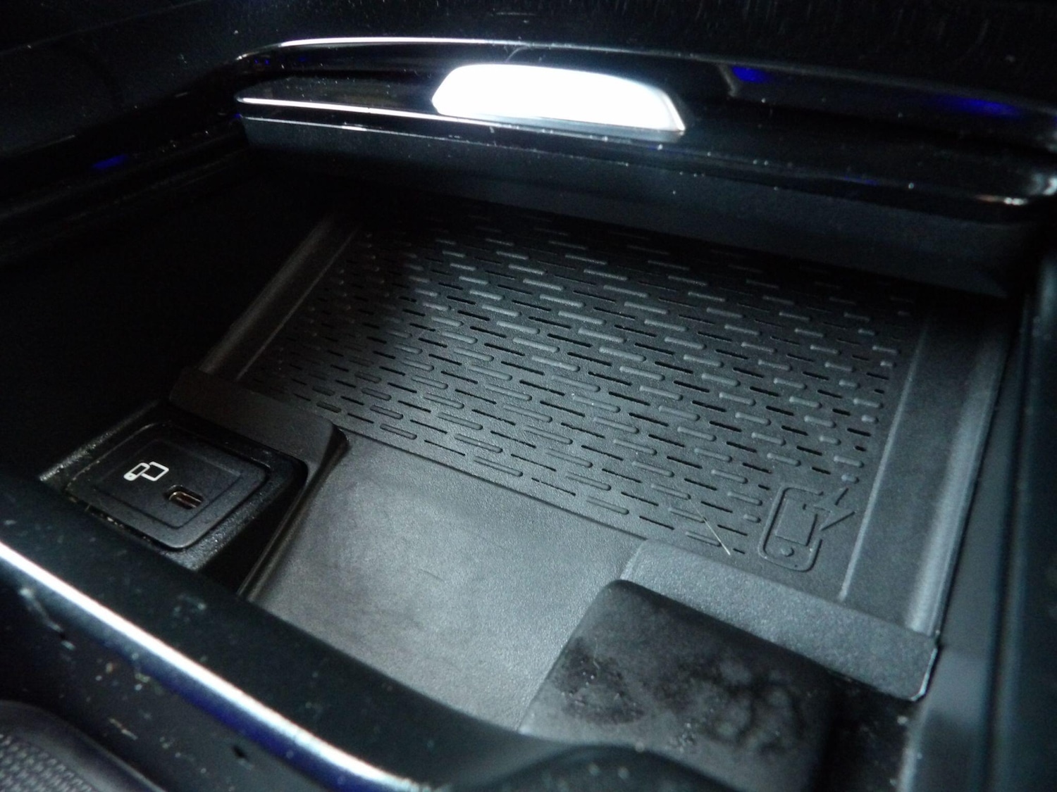 Used Mercedes-Benz GLB 2021 for sale - 77203830: Photo 32