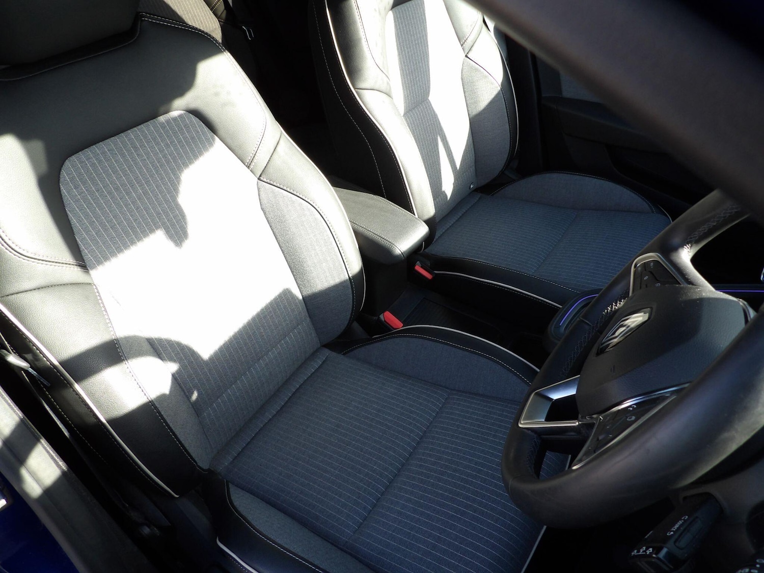 Used Renault Clio 2024 for sale - 77840007: Photo 10