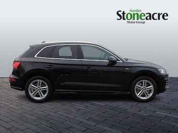 Used Audi Q5 2019 for sale - 77496327: Photo