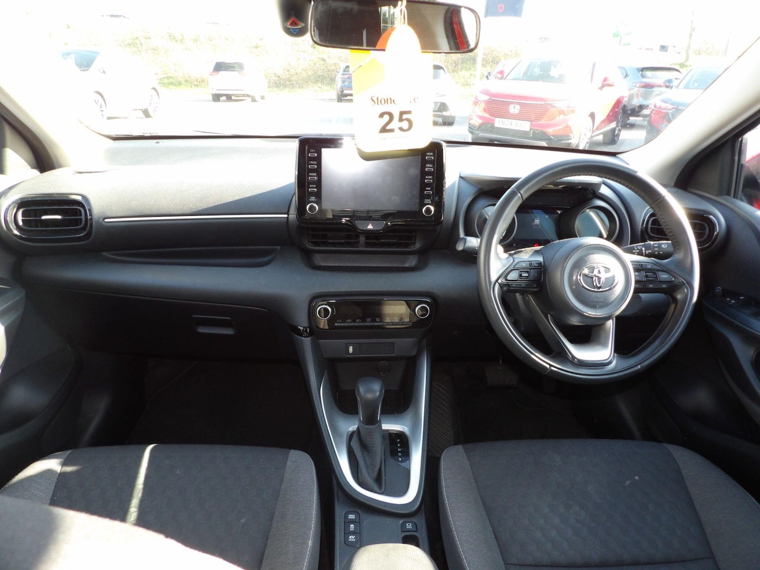 Used Toyota Yaris 2023 for sale - 77993371: Photo 24